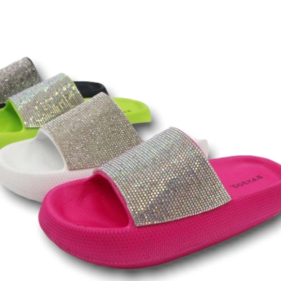 Last Chance! Bamboo White w/ Silver Rhinestone Slip-On Comfort Slide Sandal - Picture 3 of 8